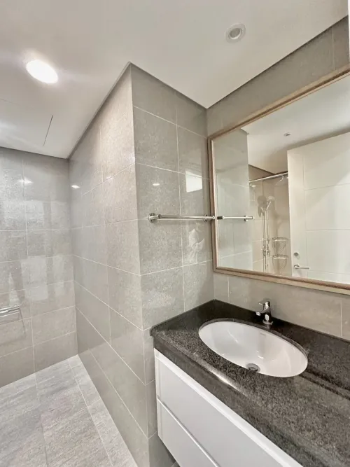 Apartment for rent TWD 24 500 - Section 3, Wenxin Rd - 1 room