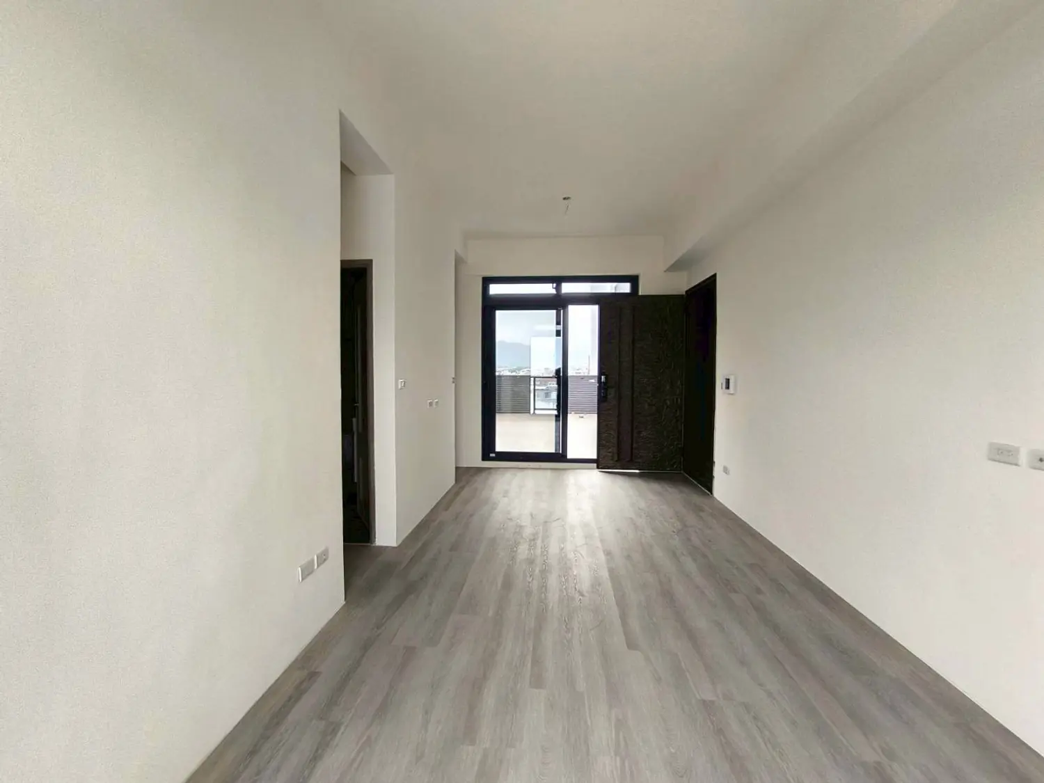 2 bedrooms apartment for sale TWD 1 080 000 - 24 ping - Jian Township,Hualien County slide 2