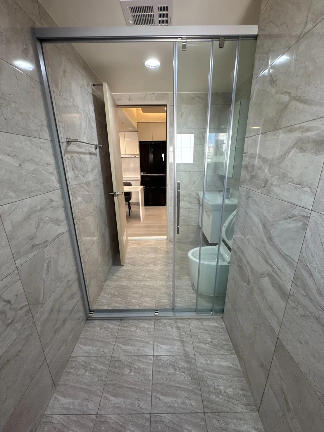 2 bedrooms apartment for rent in Xitun District, Taichung City | TWD 51 300 | 26 ping slide 15