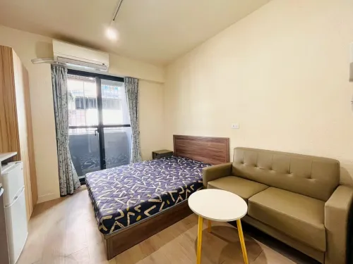 Room for rent TWD 11 500 - Wenchang 2nd St - 1 room