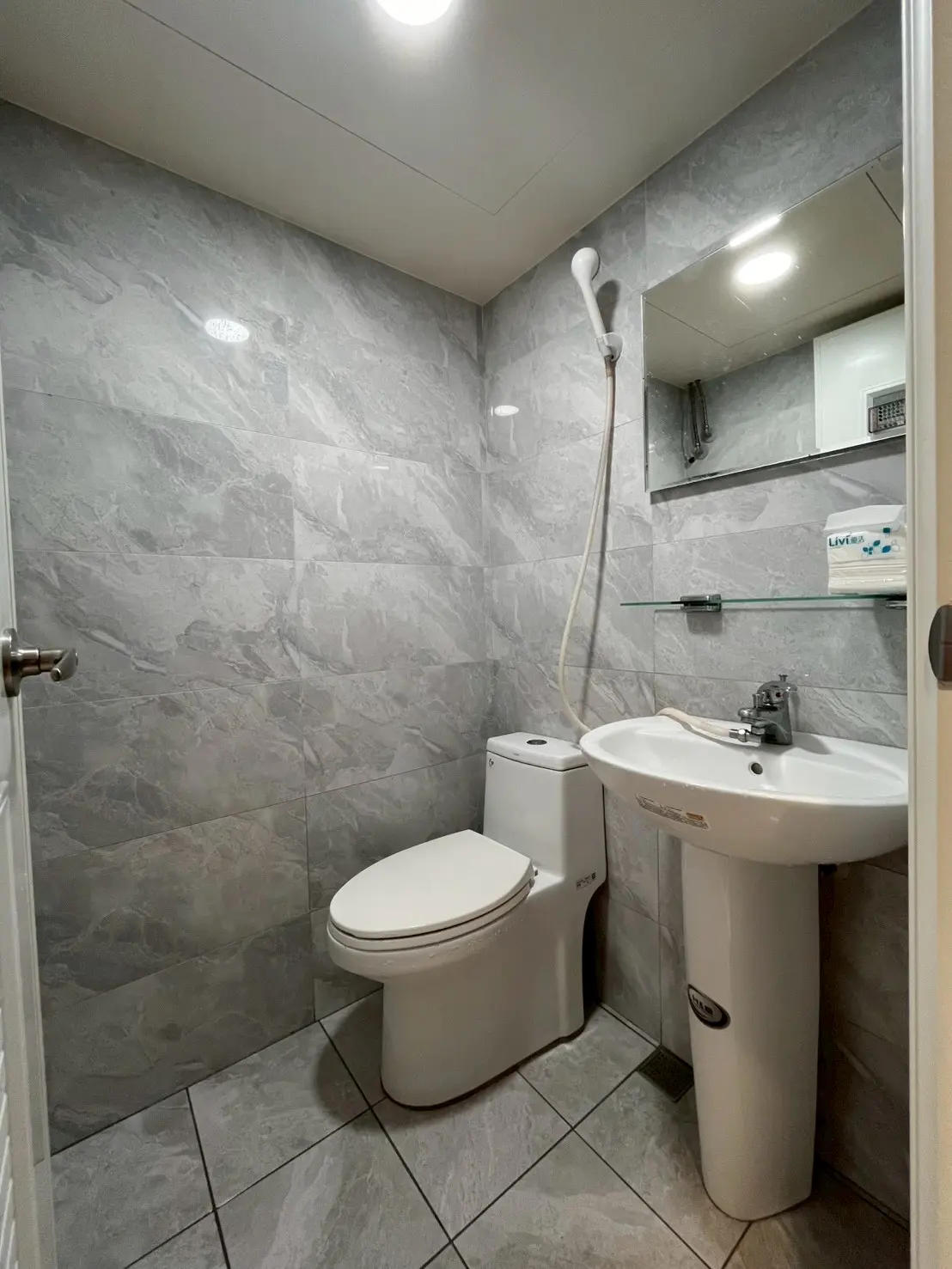 Room for rent in Beitun District, Taichung City | TWD 11 500 | 8 ping slide 4