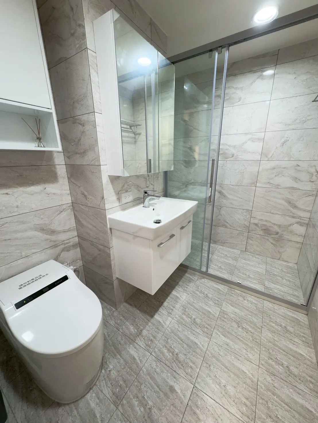 2 bedrooms apartment for rent in Xitun District, Taichung City | NT$ 36 000 | 25 ping slide 17