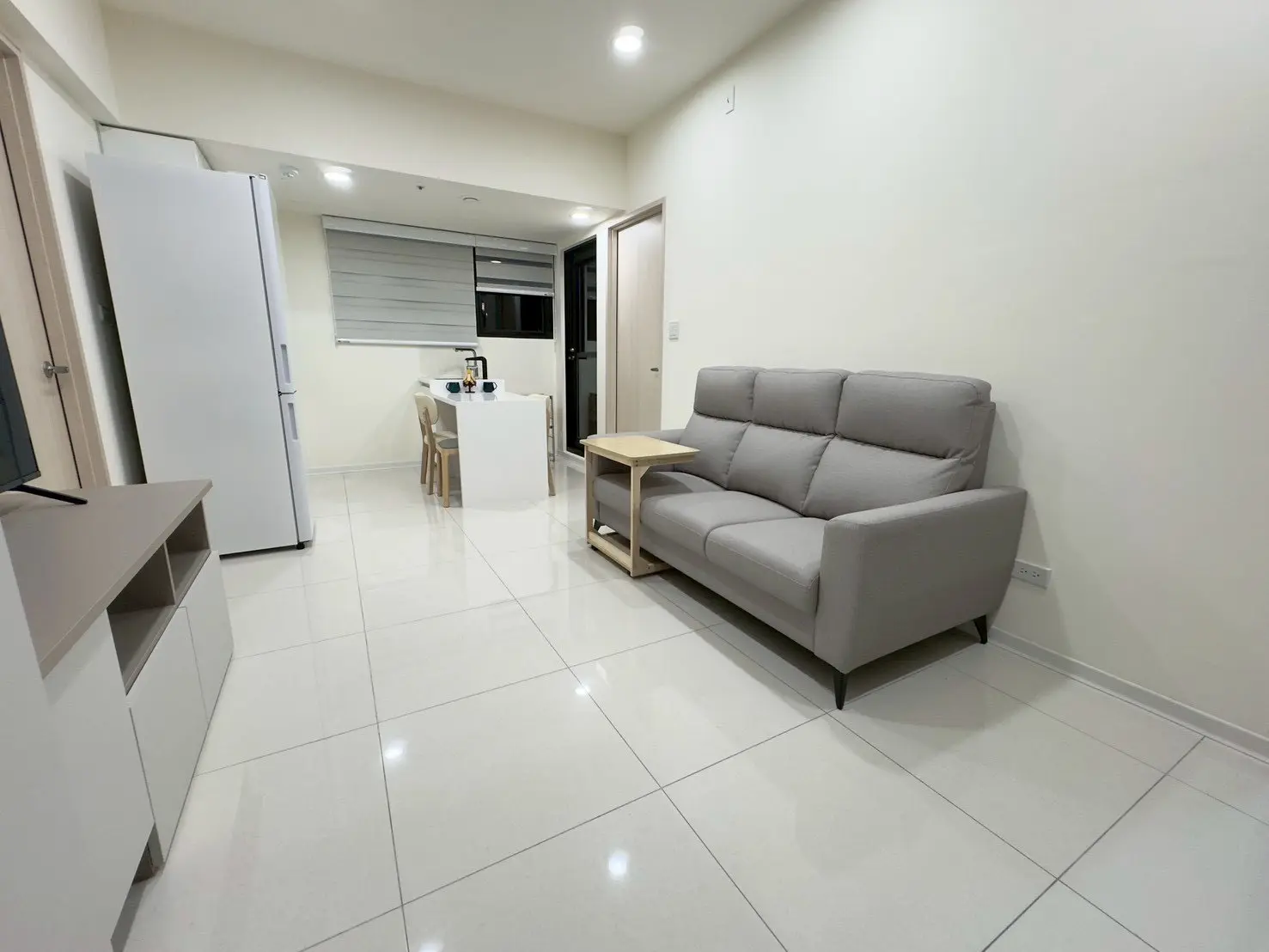 2 bedrooms apartment for rent in Xitun District, Taichung City | NT$ 36 000 | 25 ping slide 4