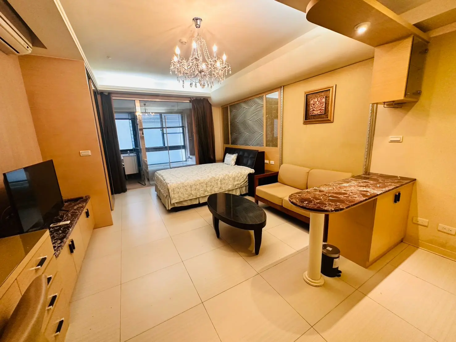 1 room apartment for rent in Xinyi District, Taipei City | NT$ 35 000 | 10 ping slide 3