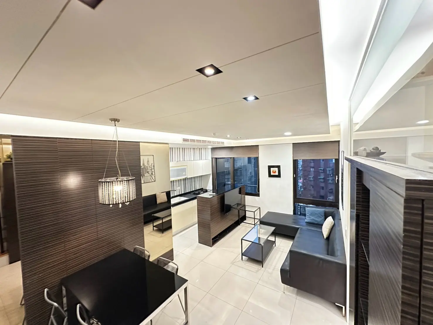 3 bedrooms apartment for rent in Xinyi District, Taipei City | NT$ 60 000 | 26 ping slide 1