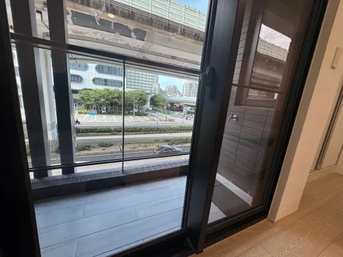 Room for rent NT$ 43 000 - Section 3, Civic Boulevard - 1 room