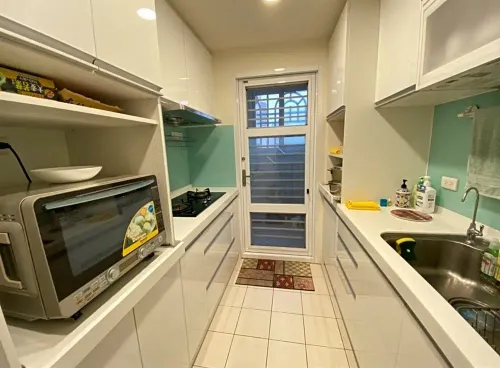 3 bedrooms apartment for rent in Xinyi District, Taipei City | NT$ 75 000 | 23 ping slide 2