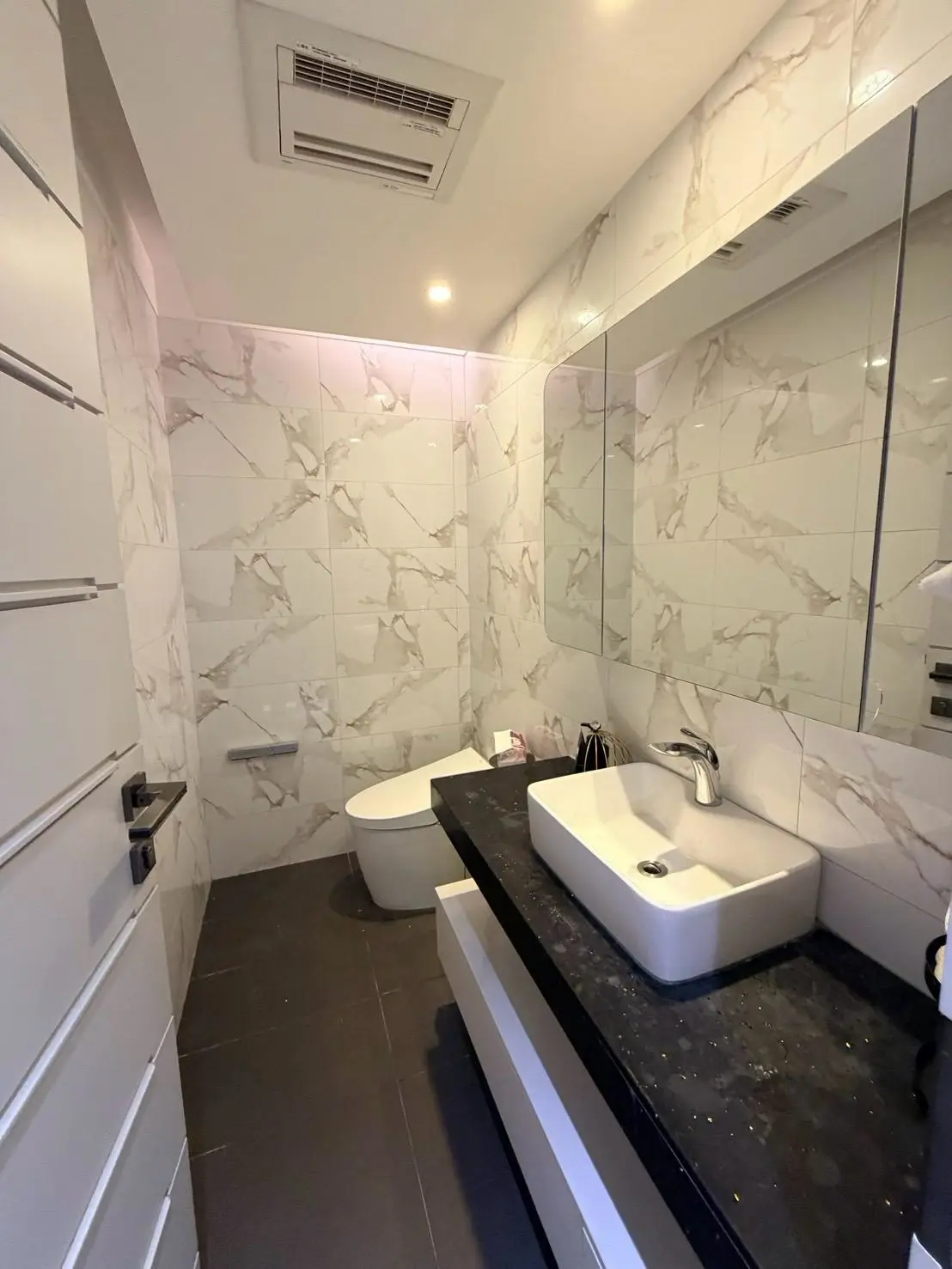 3 bedrooms apartment for rent in Xinyi District, Taipei City | NT$ 280 000 | 66 ping slide 4