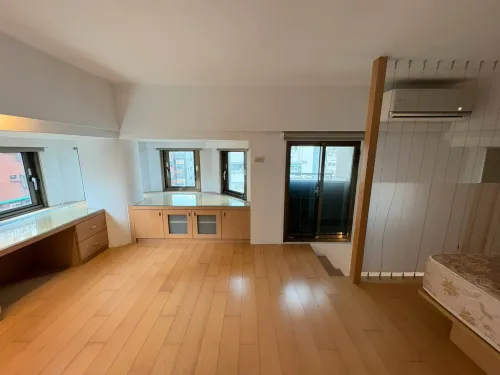 1 room apartment for rent in Daan District, Taipei City | NT$ 39 000 | 8 ping slide 6