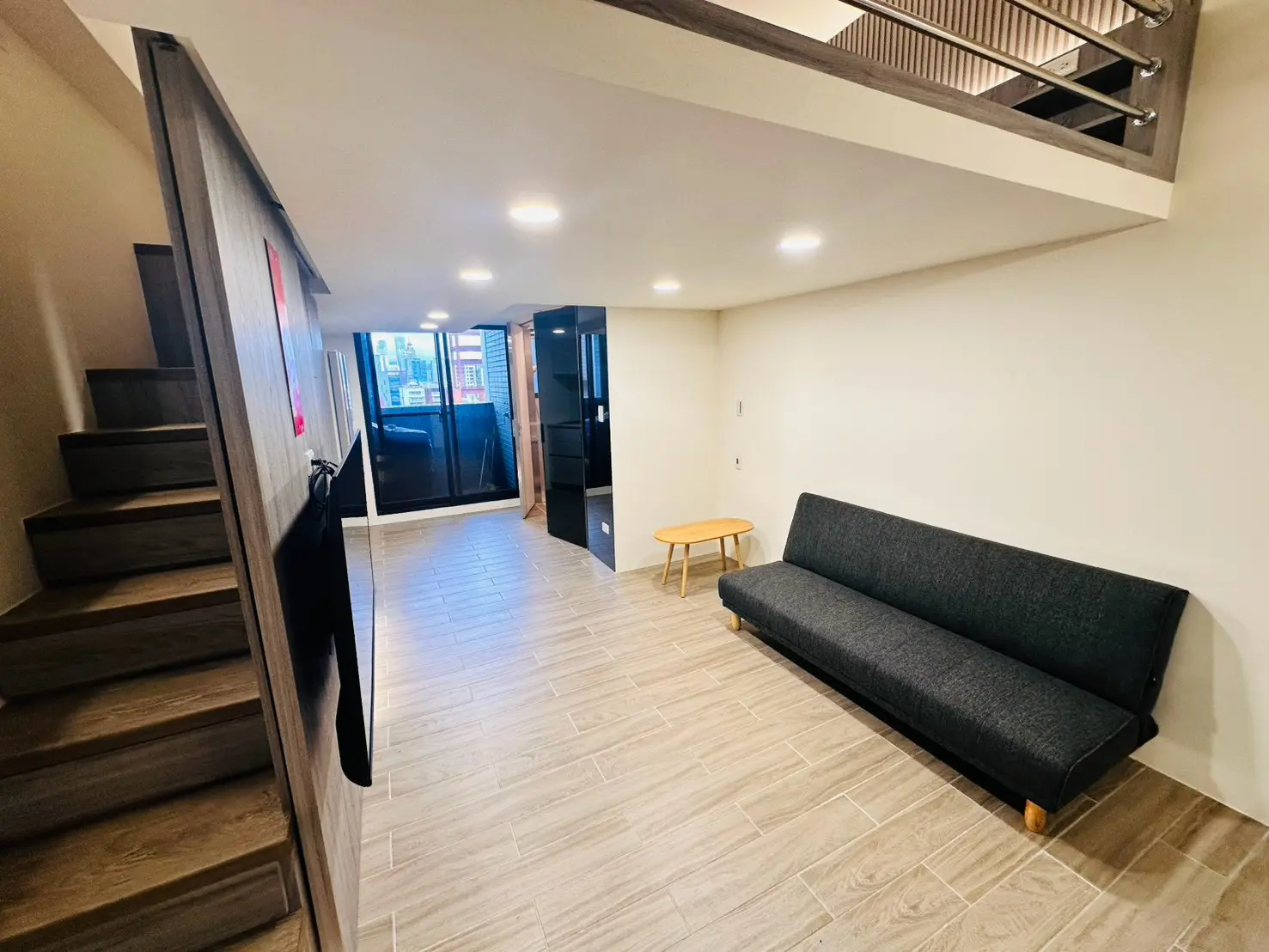 1 room apartment for rent in Daan District, Taipei City | NT$ 56 999 | 15 ping slide 1