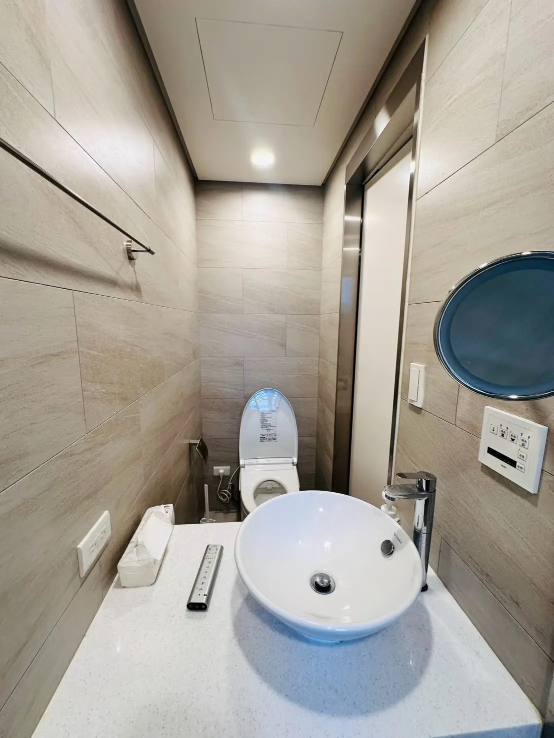 1 room apartment for rent in Daan District, Taipei City | NT$ 56 999 | 15 ping slide 3