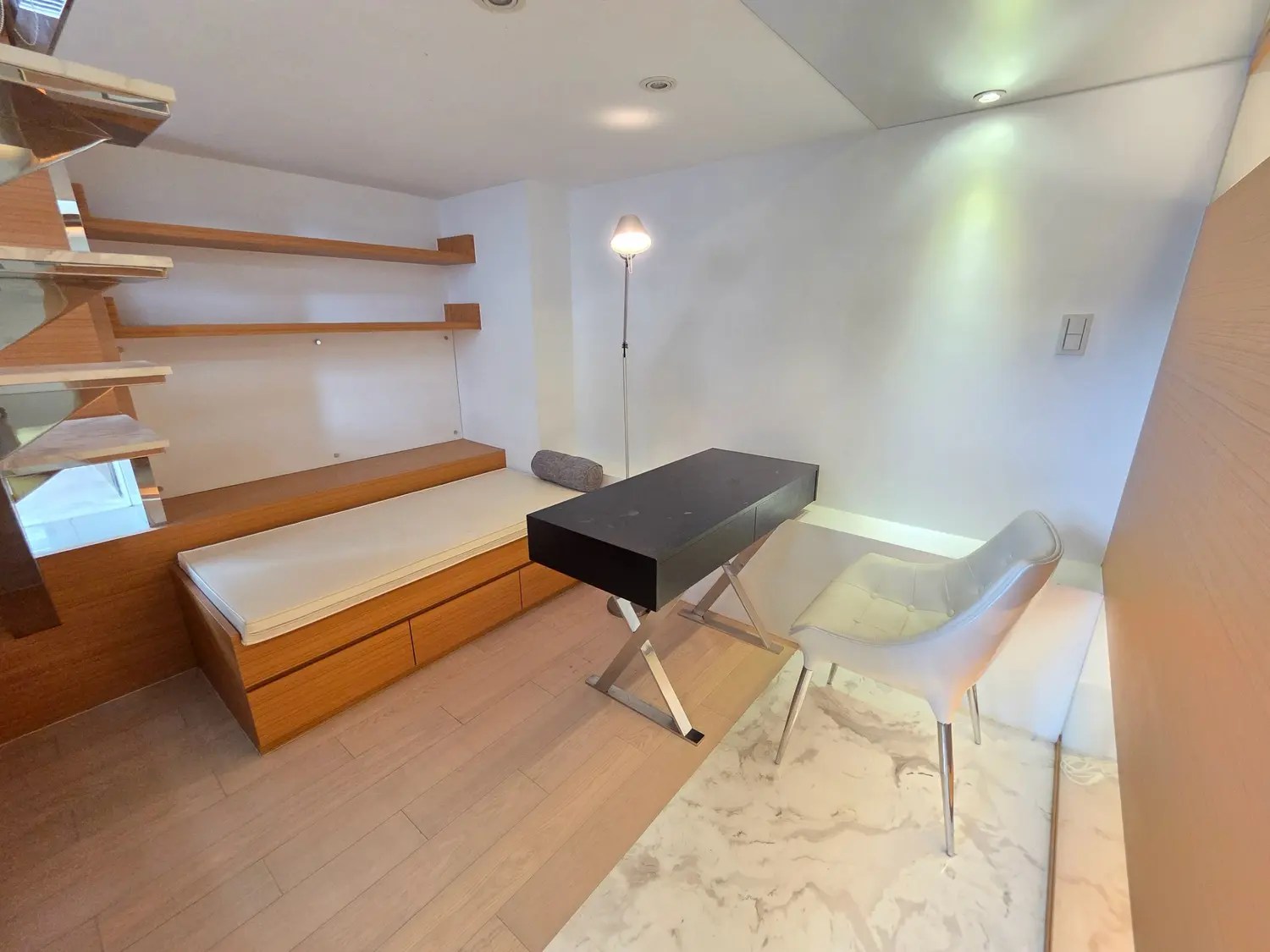 2 bedrooms apartment for rent in Daan District, Taipei City | NT$ 63 000 | 15 ping slide 7