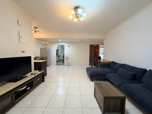 Apartment for rent NT$ 42 000 - Lane 76, Section 1, Zhonghua Road - 3 bedrooms