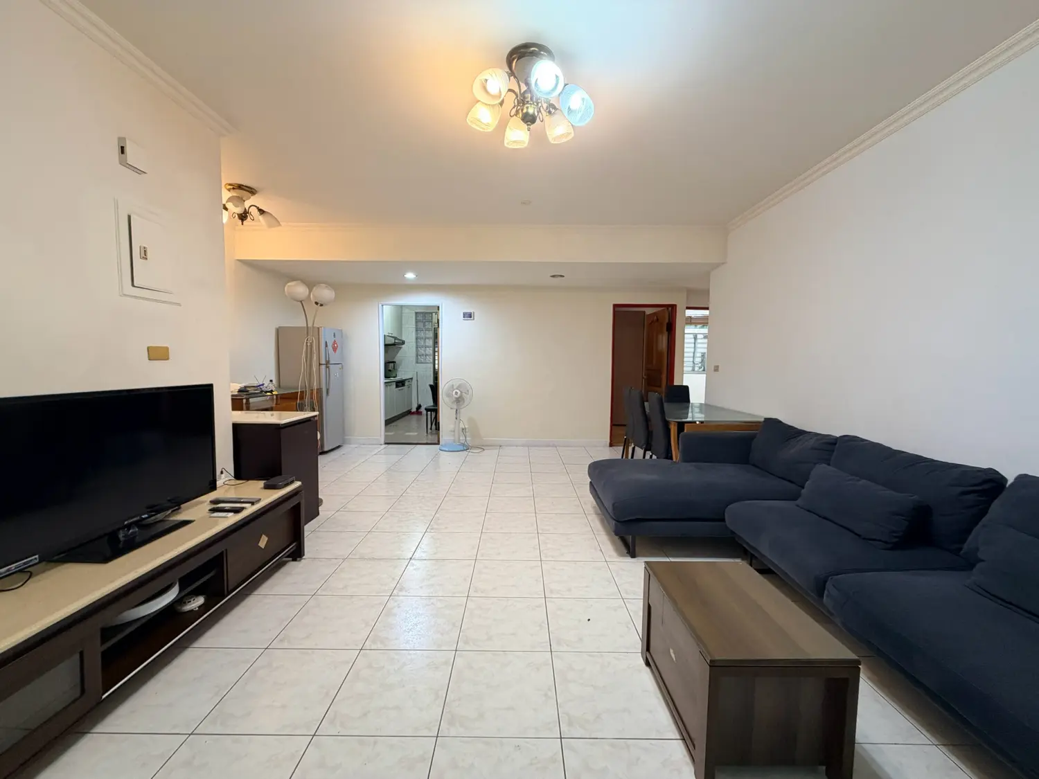 3 bedrooms apartment for rent in Wanhua District, Taipei City | NT$ 42 000 | 38 ping slide 0