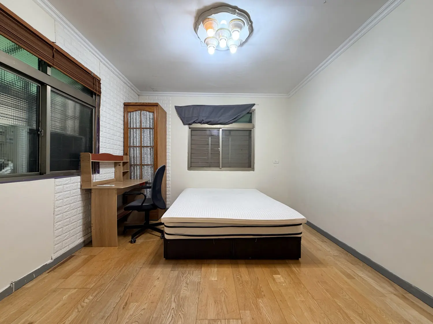 3 bedrooms apartment for rent in Wanhua District, Taipei City | NT$ 42 000 | 38 ping slide 9