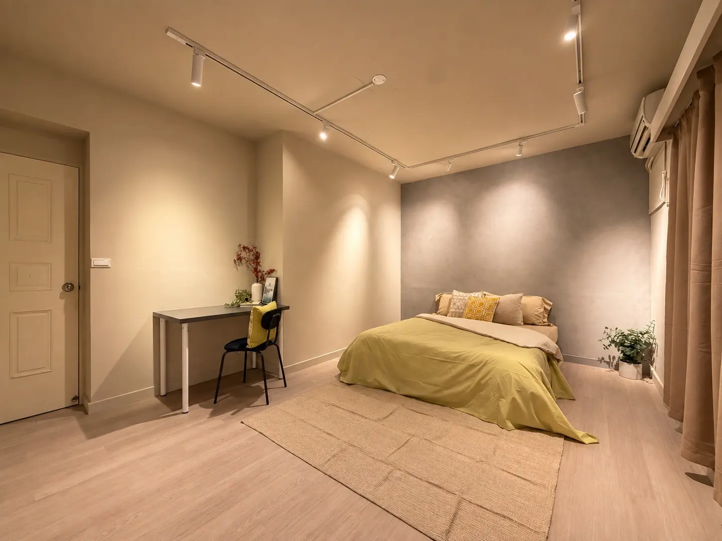 Room for rent in Zhongshan District, Taipei City | NT$ 26 800 | 3 ping slide 12