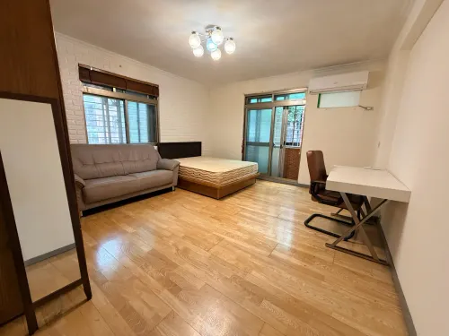 Apartment for rent NT$ 42 000 - Lane 76, Section 1, Zhonghua Road - 3 bedrooms