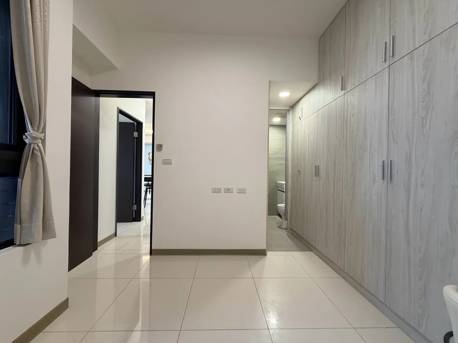 3 bedrooms apartment for rent in Sanchong District, New Taipei City | NT$ 46 000 | 21 ping slide 5