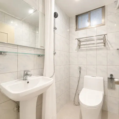 Studio apartment for rent in Zhongshan District, Taipei City | NT$ 26 000 | 5 ping slide 4