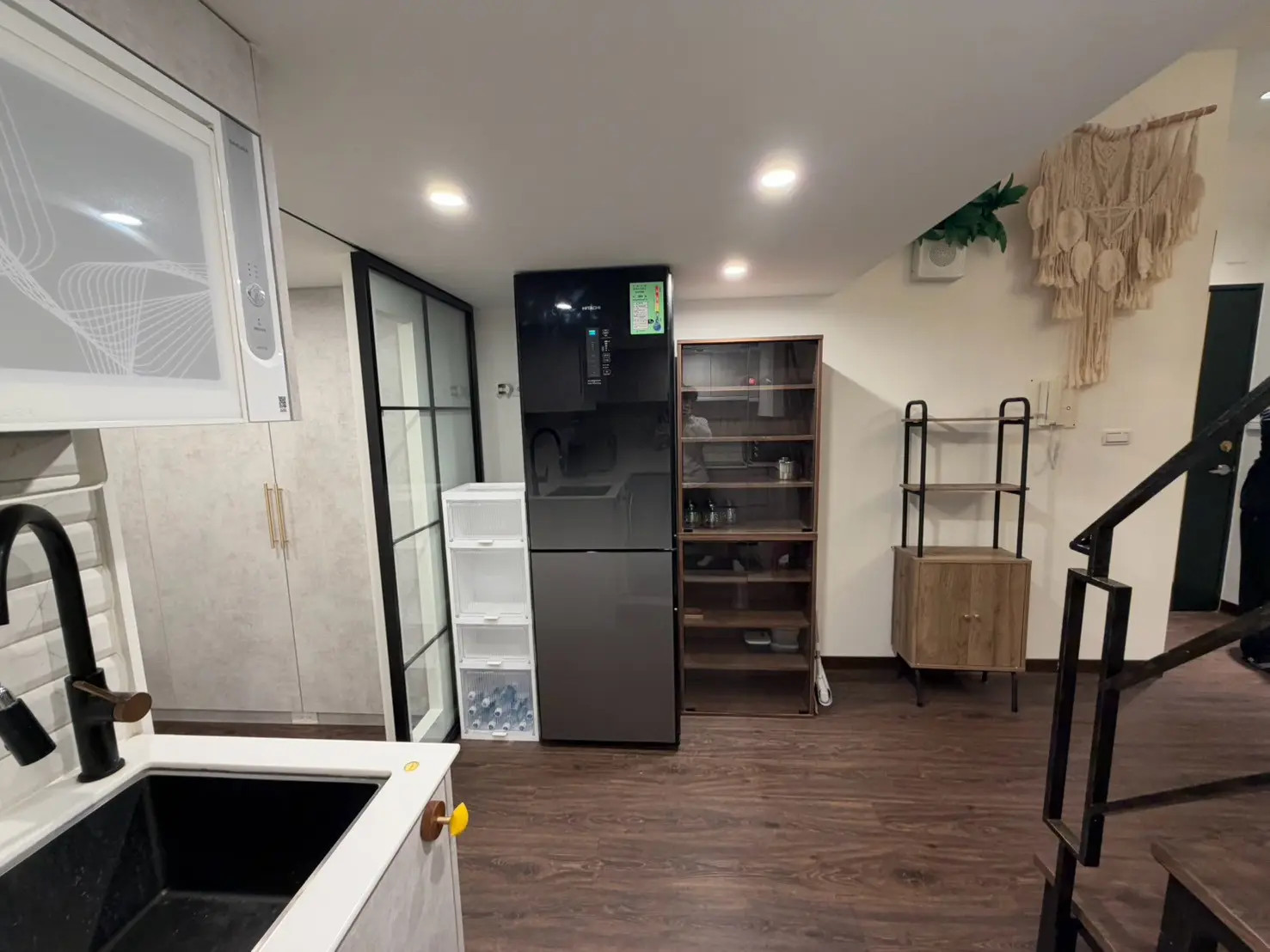 Studio apartment for rent in Datong District, Taipei City | NT$ 50 000 | 28 ping slide 15
