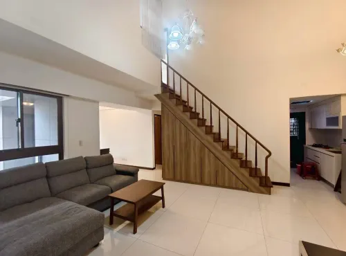 公寓 出租 TWD 138 000 - 長安東路一段56巷7弄 - 3 房