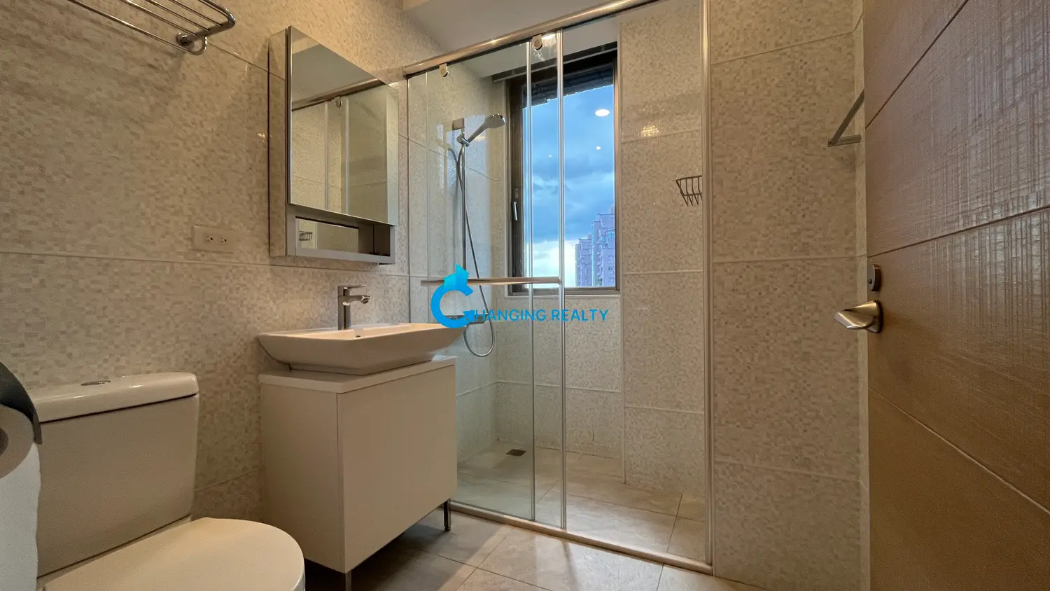 3 bedrooms apartment for rent in Zhongshan District, Taipei City | NT$ 220 000 | 54 ping slide 14