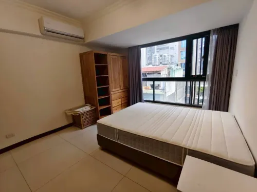 公寓 出租 TWD 138 000 - 長安東路一段56巷7弄 - 3 房