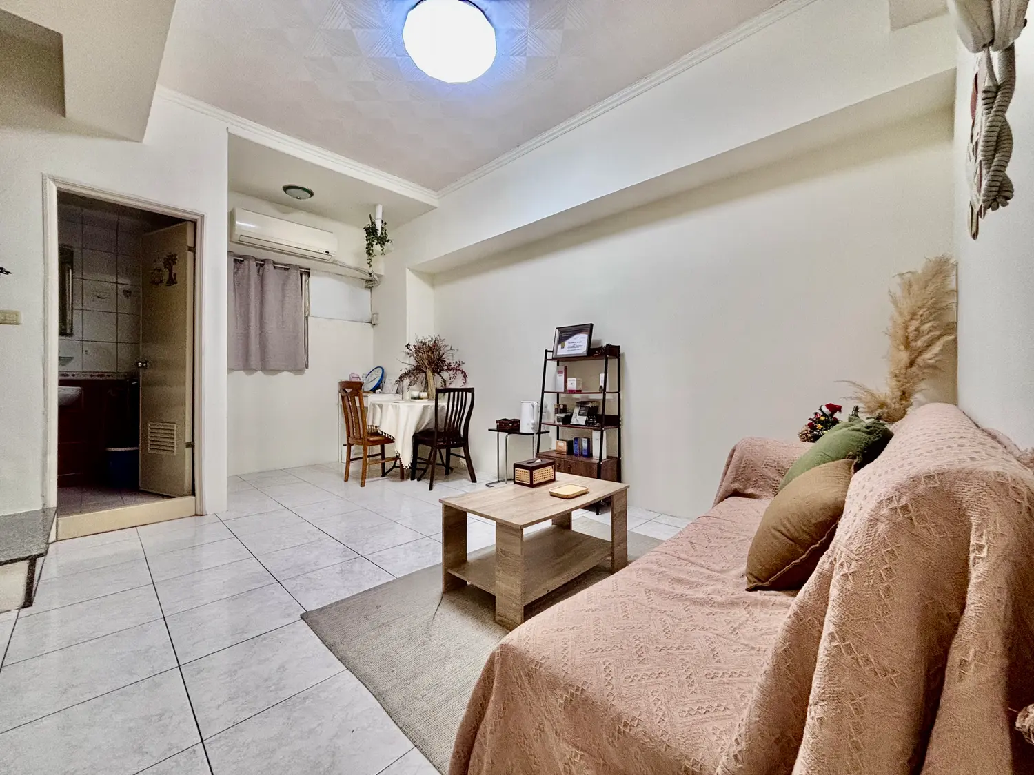 Street shop for sale in Zuoying District, Kaohsiung City | NT$ 16 880 000 | 31 ping slide 12