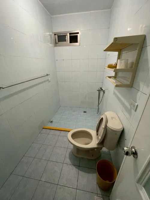 Room for rent NT$ 18 000 - Furong Street - 5 bedrooms