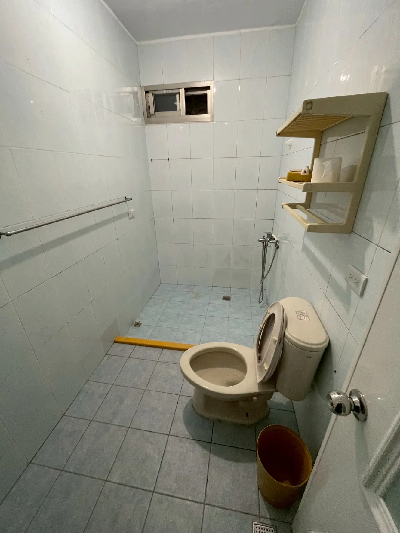 Room for rent in Shilin District, Taipei City | NT$ 18 000 | 8 ping slide 5