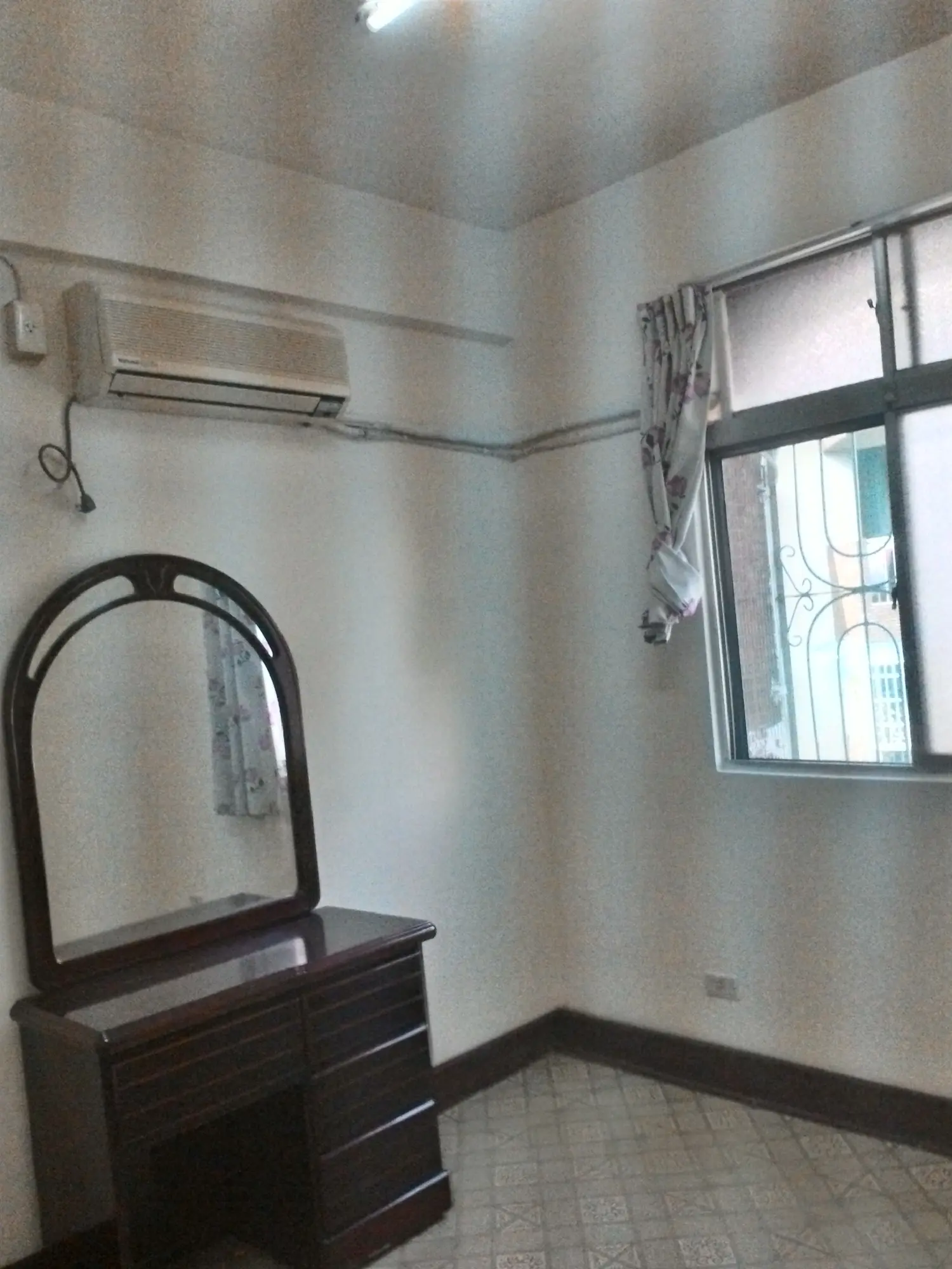 3 bedrooms apartment for rent in Sanmin District, Kaohsiung City | NT$ 9 000 | 23 ping slide 14