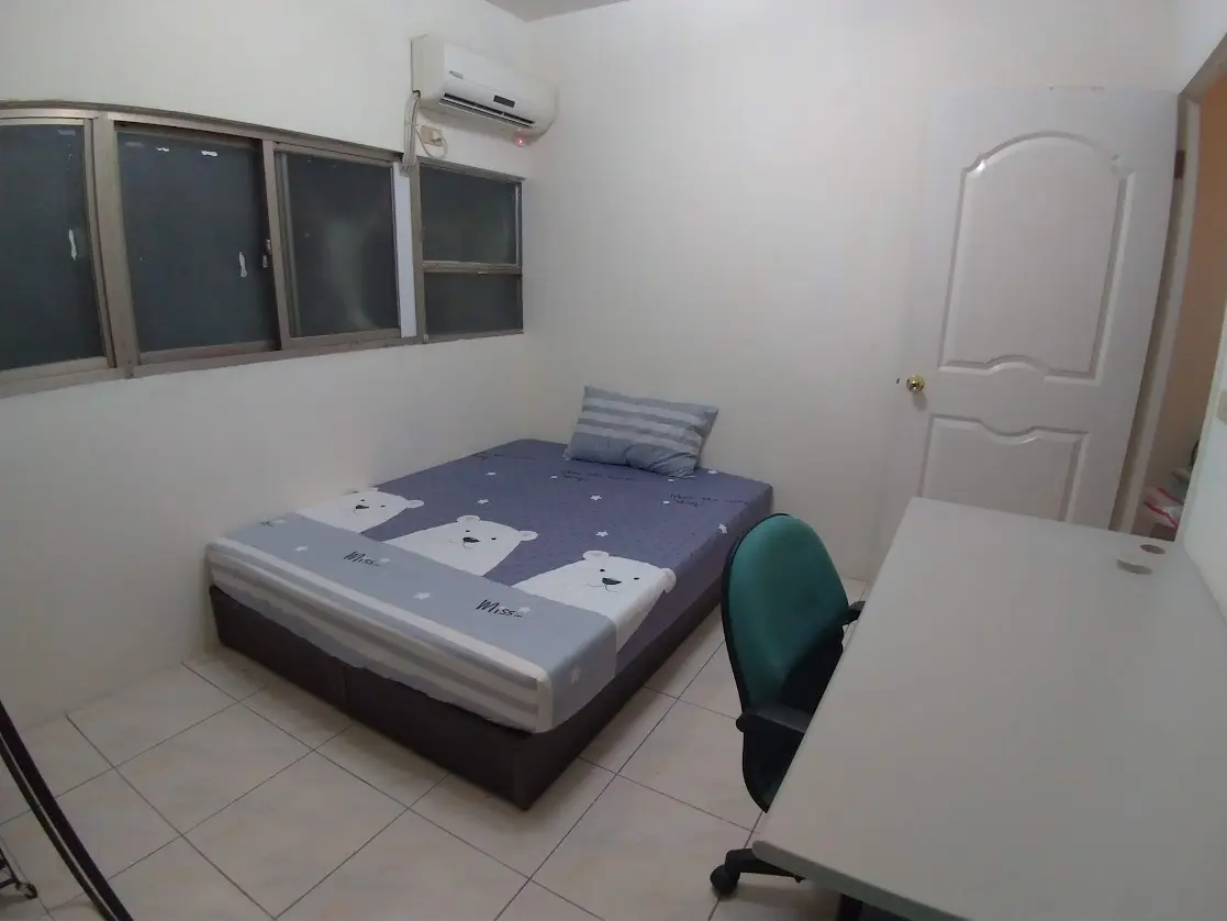 Room for rent in Zhongzheng District, Taipei City | NT$ 12 500 | 4 ping slide 2