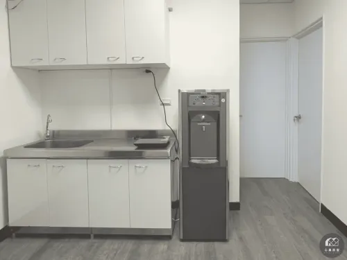 Room for rent NT$ 13 800 - Section 3, Xinsheng North Road - 1 room