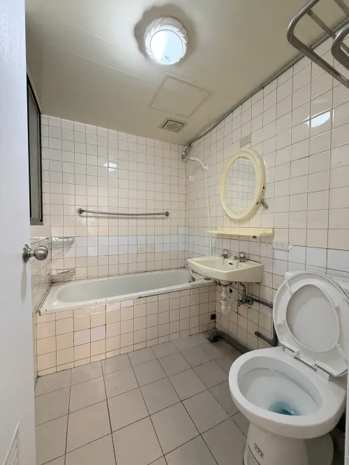 Room for rent NT$ 13 800 - Section 3, Xinsheng North Road - 1 room