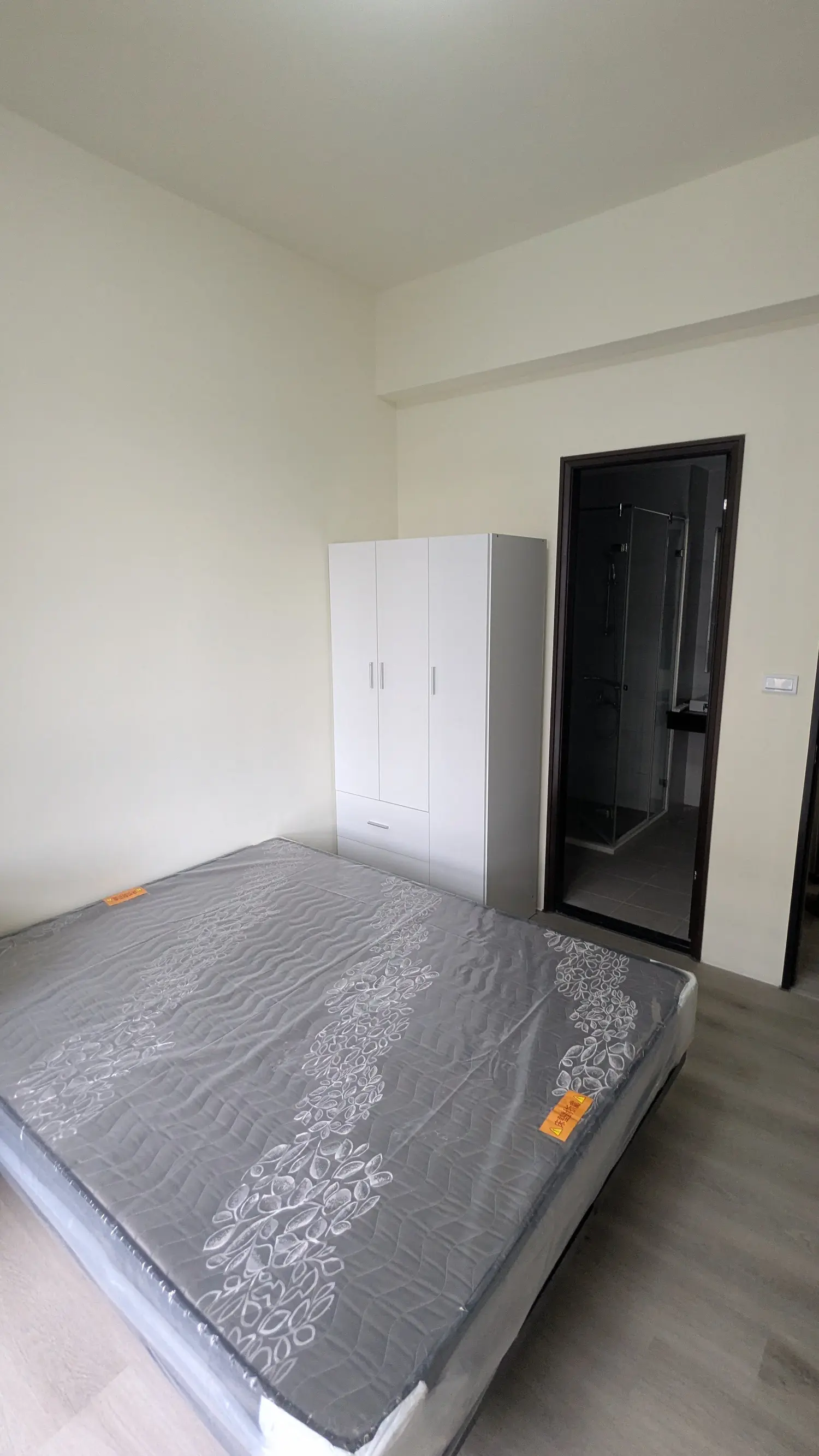Room for rent in Qiaotou District, Kaohsiung City | NT$ 14 000 | 8 ping slide 2