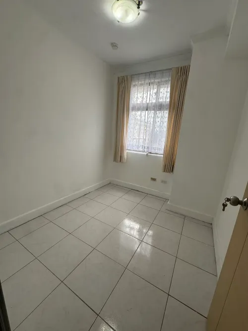 公寓 出租 TWD 60 000 - 敬業三路162巷 - 3 房