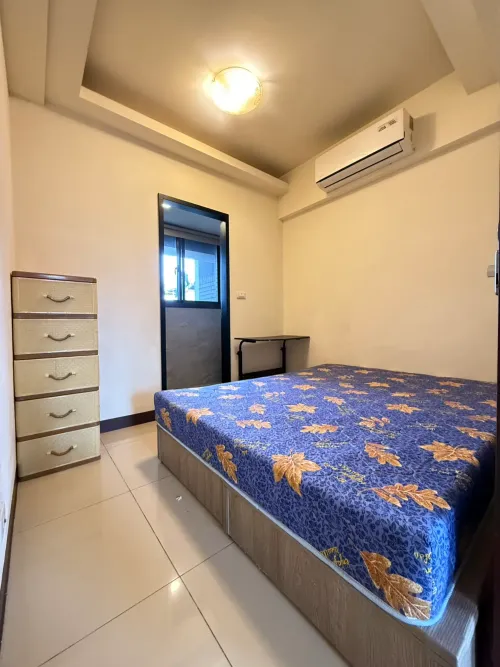 Apartment for rent TWD 36 000 - Jingxian Rd - 3 bedrooms