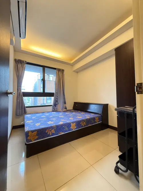 Apartment for rent TWD 36 000 - Jingxian Rd - 3 bedrooms