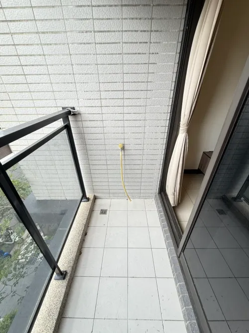 Apartment for rent TWD 36 000 - Jingxian Rd - 3 bedrooms