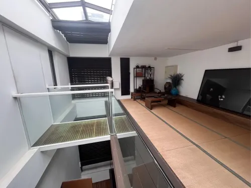 Townhouse for sale TWD 380 000 000 -  - 5 bedrooms