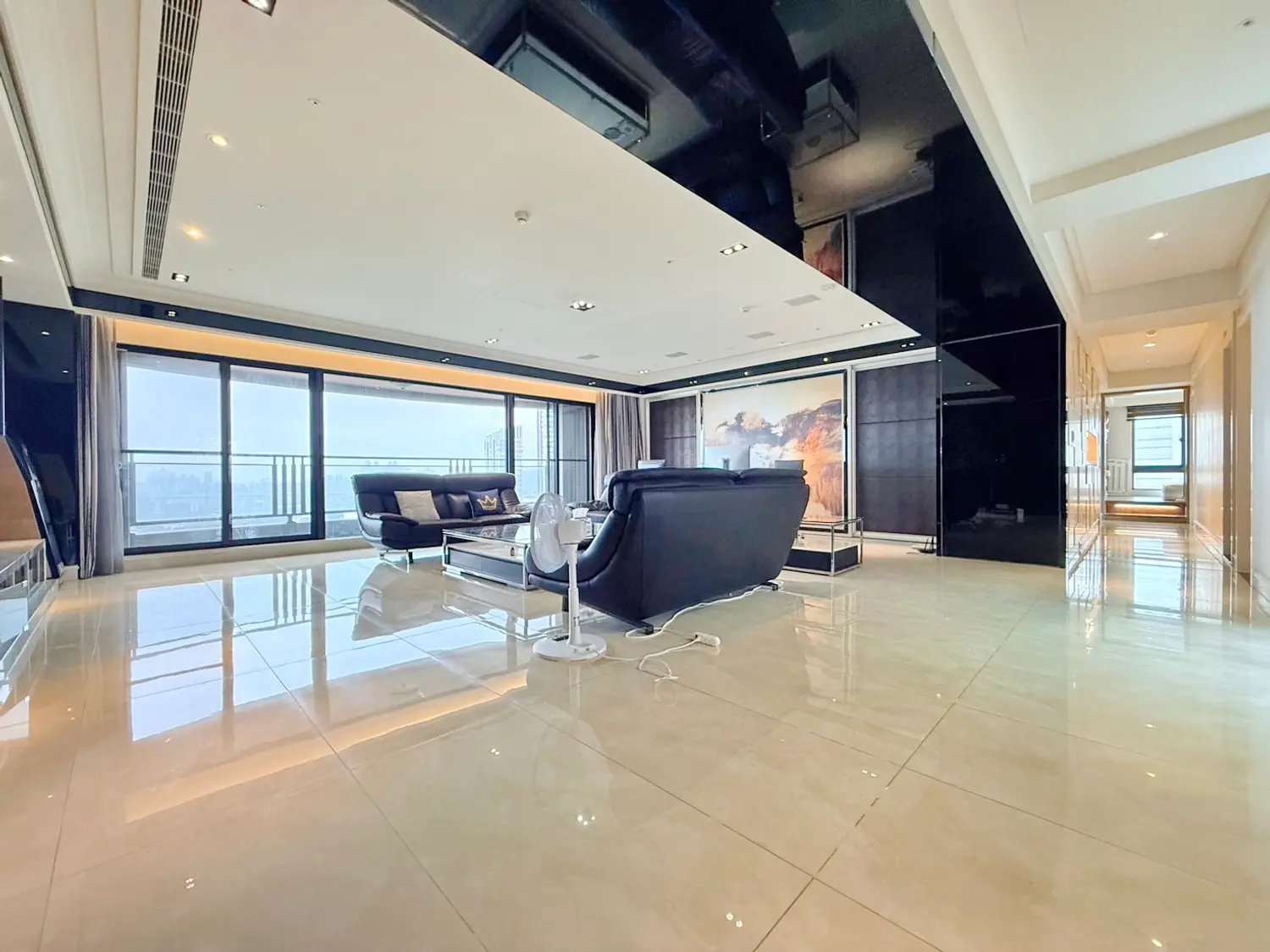 4 bedrooms apartment for sale TWD 698 000 000 - 97 ping - Taoyuan District,Taoyuan City slide 9