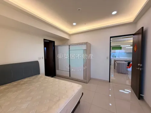 3 bedrooms apartment for rent in Anping District, Tainan City | NT$ 37 800 | 28 ping slide 5