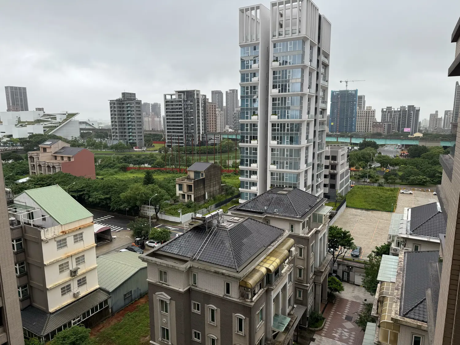 3 bedrooms apartment for sale in Dayuan District, Taoyuan City | NT$ 37 800 000 | 40 ping slide 7