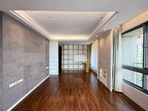 Apartment for rent TWD 42 000 - Section 4, Taiwan Boulevard - 3 bedrooms