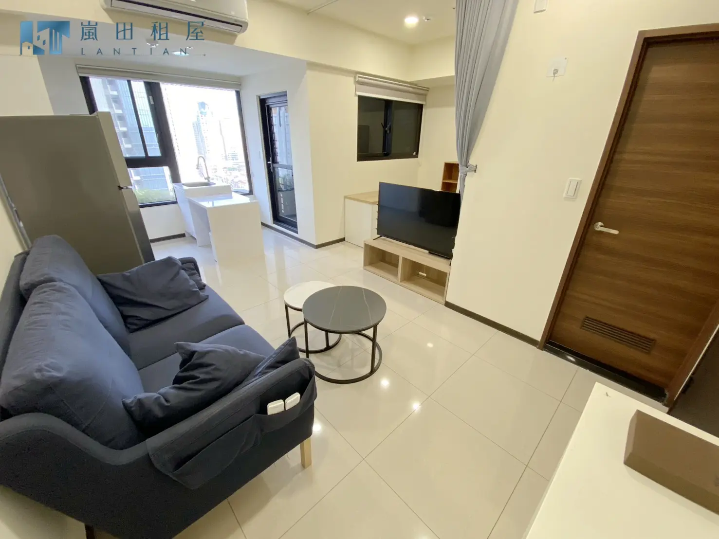 2 bedrooms apartment for rent in Nantun District, Taichung City | TWD 28 000 | 15 ping slide 0
