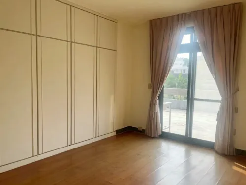 Townhouse for rent TWD 65 000 - Yonggong Rd - 3 bedrooms