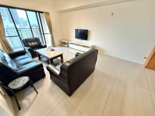4 bedrooms apartment for rent in Xitun District, Taichung City | NT$ 47 500 | 51 ping slide 4