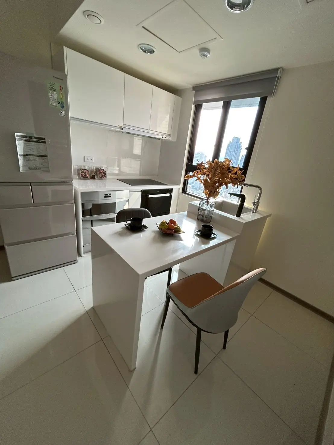 2 bedrooms apartment for rent in Xitun District, Taichung City | NT$ 27 000 | 15 ping slide 1