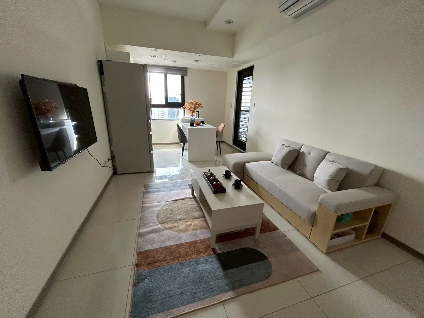 2 bedrooms apartment for rent in Xitun District, Taichung City | NT$ 27 000 | 15 ping slide 0