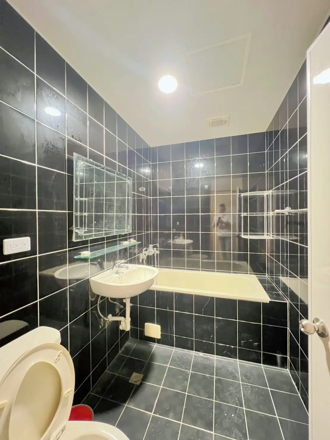 中和區, 新北市分租套房、雅房出租 | NT$ 11 500 | 3 坪 slide 2
